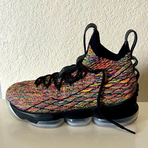 NIKE LeBron James 15 zoom max multicolored size 7Y women’s‎ 8